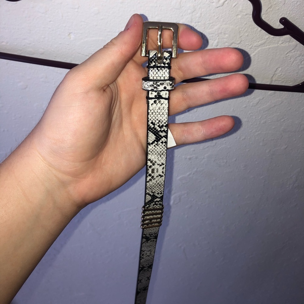 Super cute belt